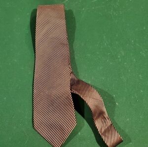 Haggat men's black and white all silk tie